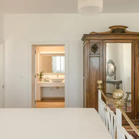 Magnificent Seafront Corfu - 5 En-suite Bedrooms -the Durrells House | Historic Elegance & Modern Luxuries - Direct Access & Private Heated Pool Villa Kontokali