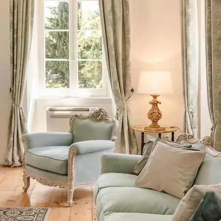 Magnificent Seafront Corfu - 5 En-suite Bedrooms -the Durrells House | Historic Elegance & Modern Luxuries - Direct Access & Private Heated Pool